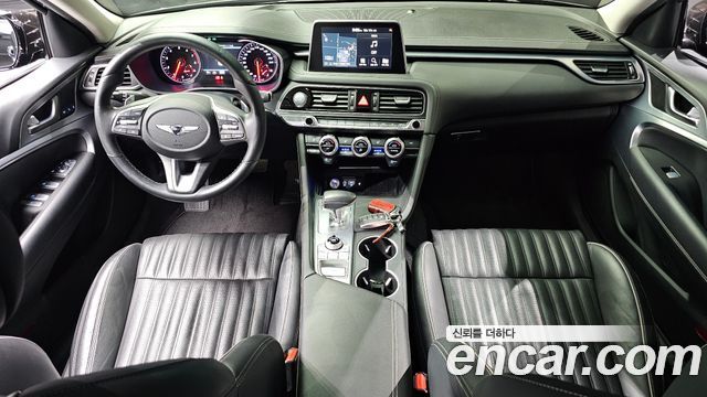 Genesis G70 2019 thumb 8