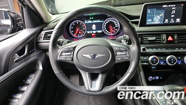 Genesis G70 2019 thumb 12