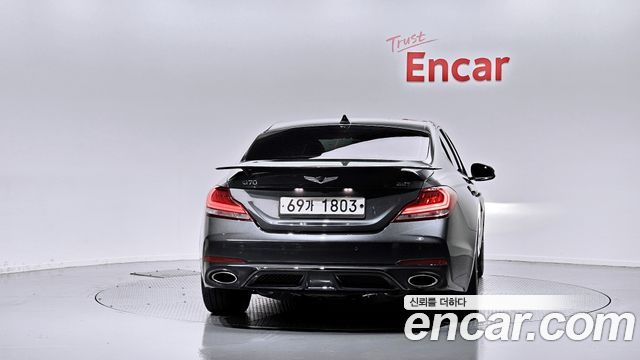 Genesis G70 2018 thumb 5