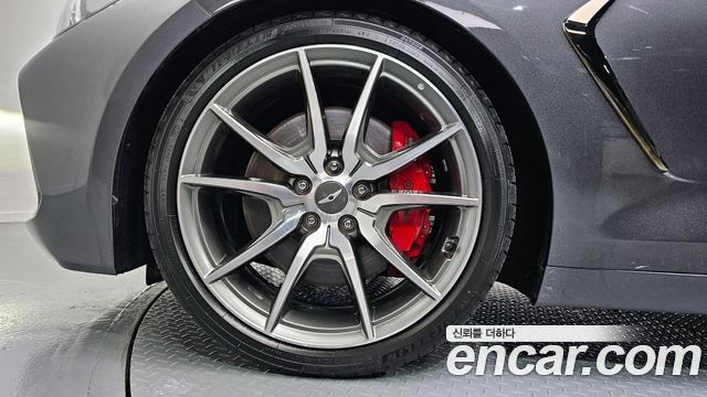 Genesis G70 2018 thumb 6