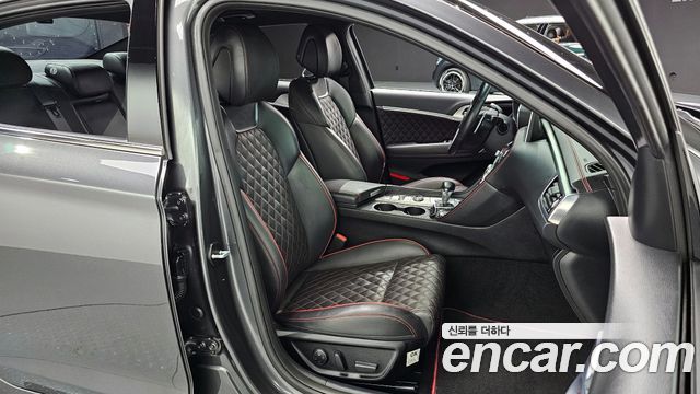 Genesis G70 2018 thumb 11