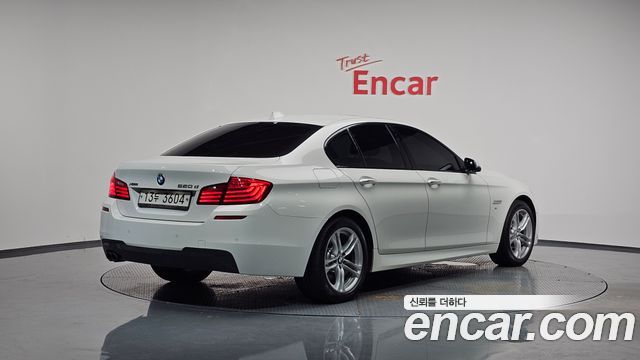 BMW 5 серии 2016 thumb 3