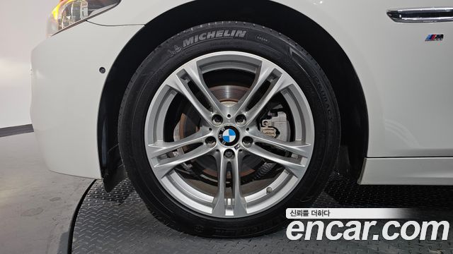 BMW 5 серии 2016 thumb 6