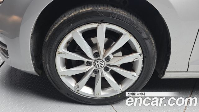 Volkswagen Golf 2014 thumb 6