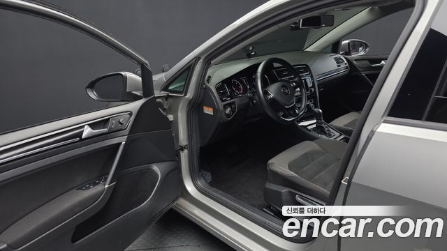 Volkswagen Golf 2014 thumb 11