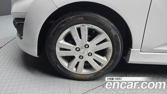 Chevrolet Spark 2014 thumb 6