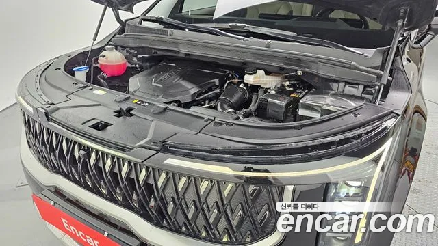 Kia Carnival 2023 thumb 7