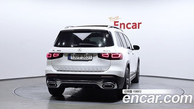 Mercedes-Benz GLB 2021 thumb 5