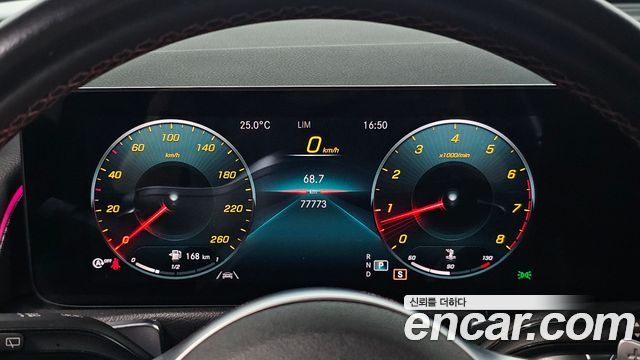 Mercedes-Benz GLB 2021 thumb 8