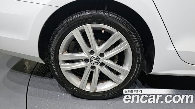 Volkswagen Jetta 2015 thumb 6