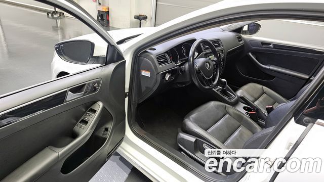 Volkswagen Jetta 2015 thumb 11