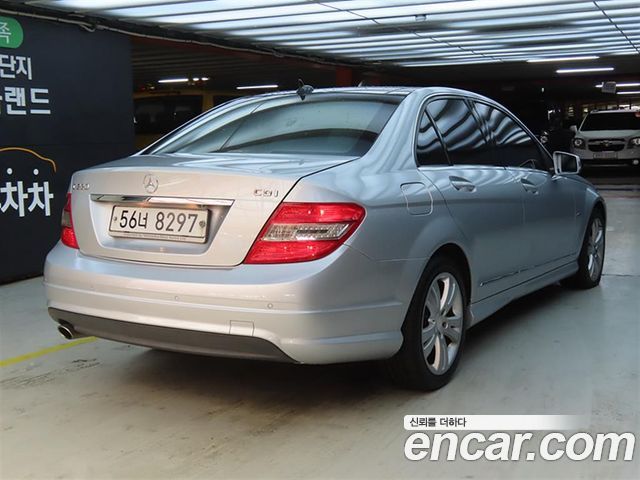 Mercedes-Benz C-Class 2009 thumb 5