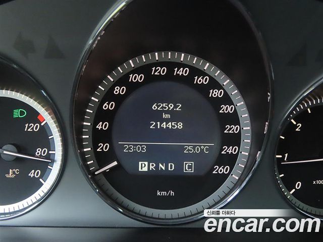 Mercedes-Benz C-Class 2009 thumb 9