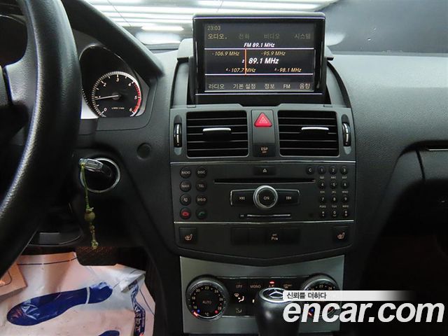 Mercedes-Benz C-Class 2009 thumb 10