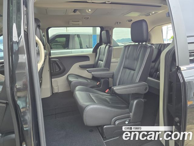 Dodge Grand Caravan 2019 thumb 9