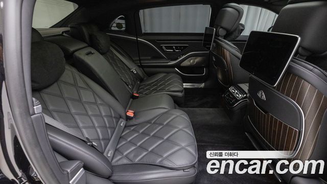 Mercedes-Benz S-Class 2023 thumb 11