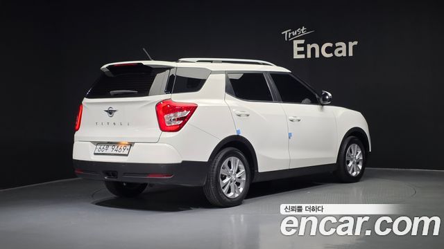 SsangYong Tivoli 2018 thumb 3