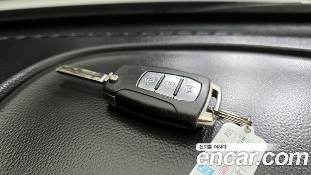 SsangYong Tivoli 2018 thumb 12