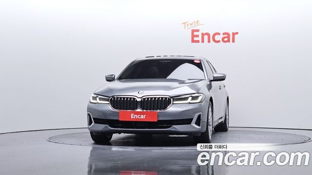 BMW 5 серии 2023 thumb 4