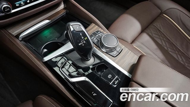 BMW 5 серии 2023 thumb 10