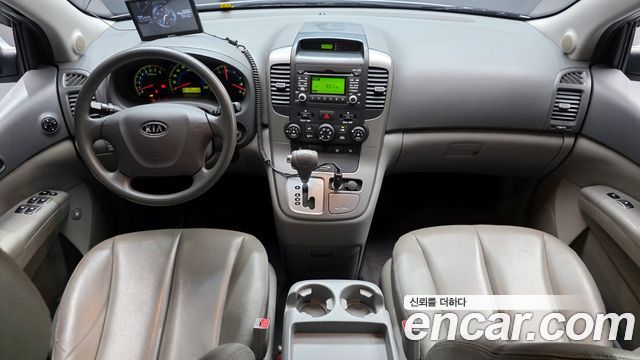 Kia Carnival 2009 thumb 8