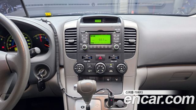 Kia Carnival 2009 thumb 12