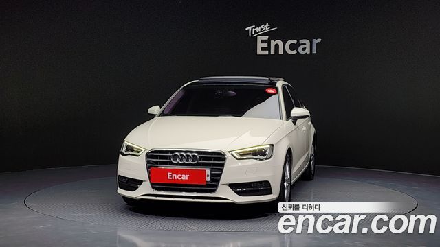 Audi A3 2015 thumb 4