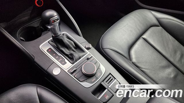 Audi A3 2015 thumb 10