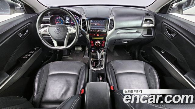 SsangYong Tivoli 2015 thumb 8