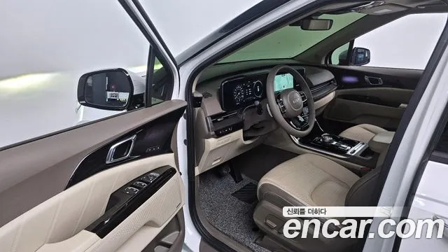 Kia Carnival 2023 thumb 11