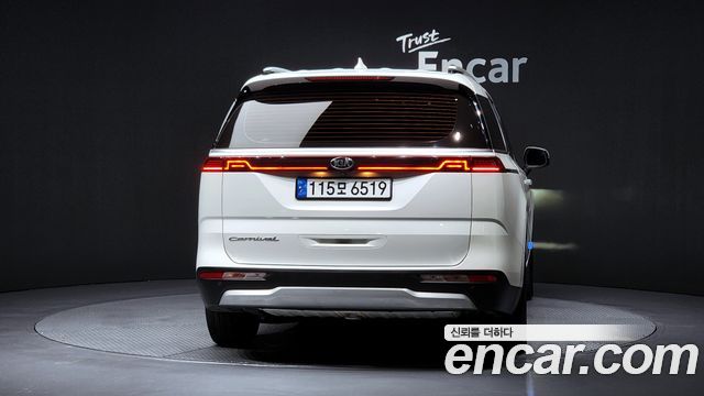 Kia Carnival 2020 thumb 6