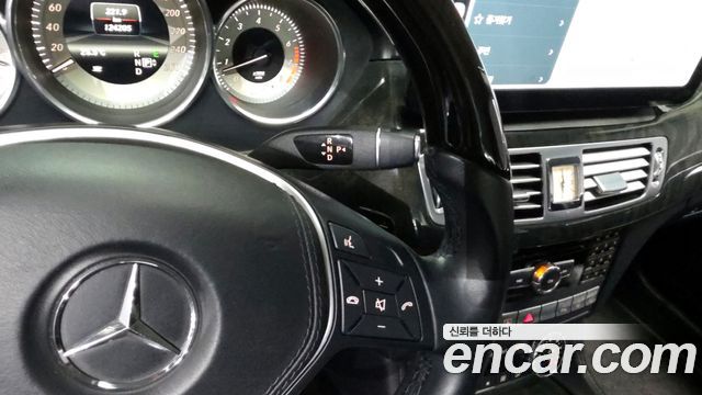 Mercedes-Benz CLS 2013 thumb 10
