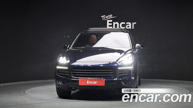 Porsche Cayenne 2015 thumb 4