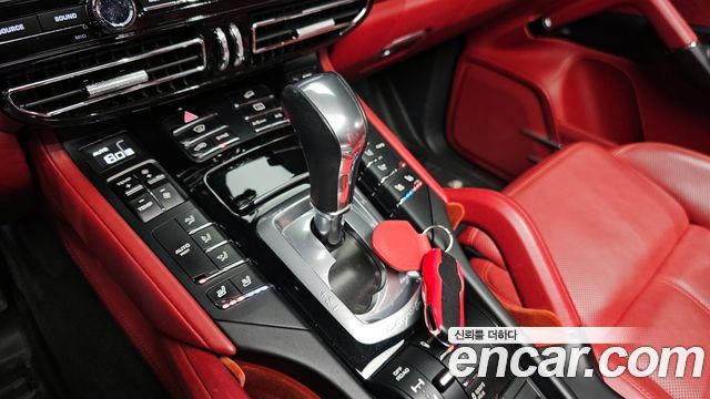 Porsche Cayenne 2015 thumb 10