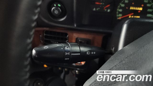 SsangYong Musso 2000 thumb 11