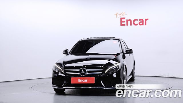 Mercedes-Benz C-Class 2017 thumb 4