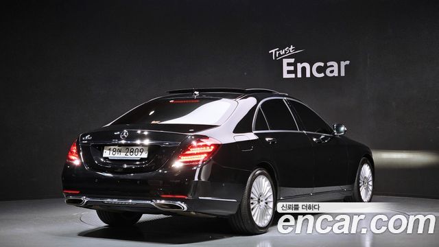 Mercedes-Benz S-Class 2019 thumb 3