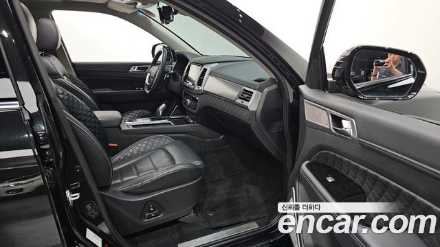 SsangYong Rexton 2021 thumb 10