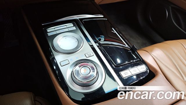 Genesis G80 2020 thumb 9