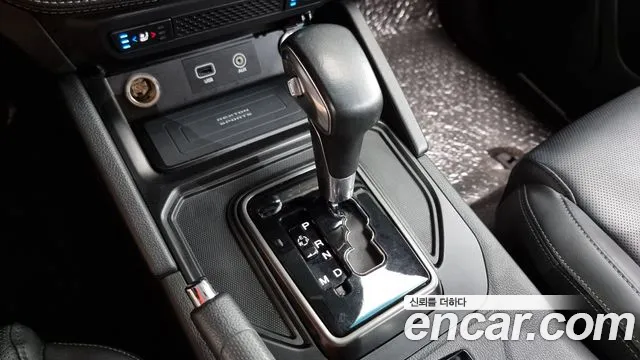 SsangYong Rexton 2021 thumb 10
