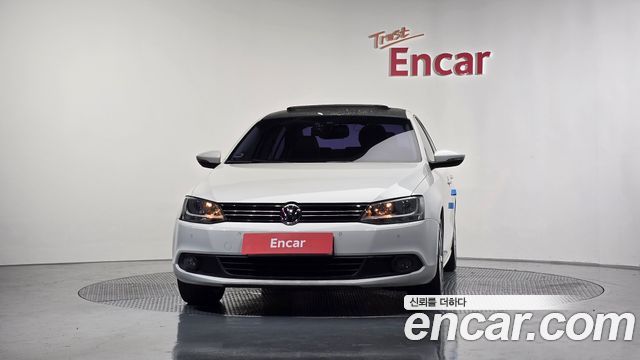 Volkswagen Jetta 2013 thumb 4