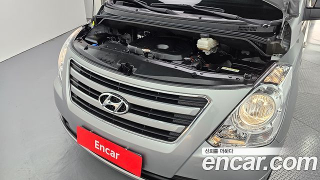 Hyundai Starex 2017 thumb 6