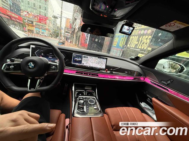 BMW 7 серии 2025 thumb 10