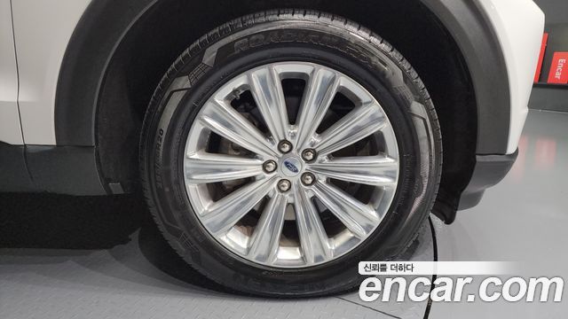 Ford Explorer 2021 thumb 6