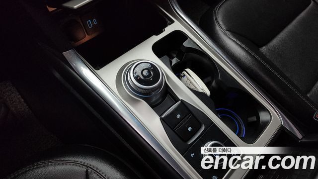 Ford Explorer 2021 thumb 10