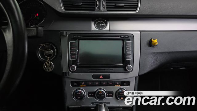 Volkswagen Arteon 2015 thumb 12