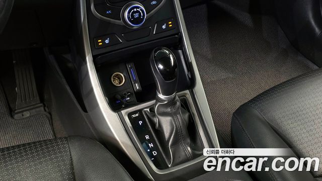 Hyundai Avante 2013 thumb 9