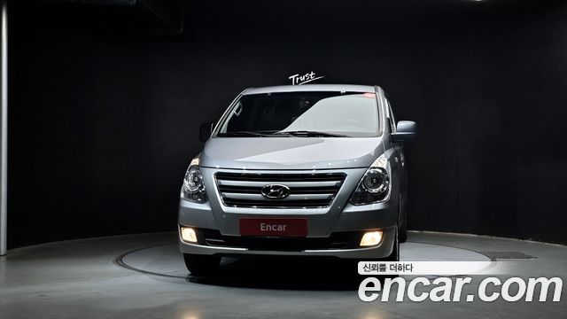 Hyundai Starex 2017 thumb 4