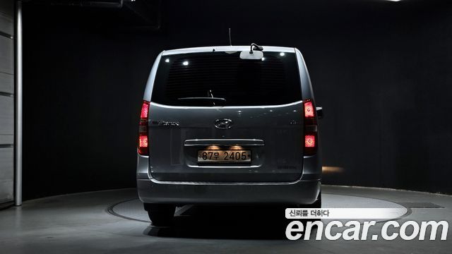 Hyundai Starex 2017 thumb 5