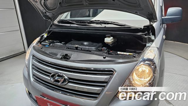 Hyundai Starex 2017 thumb 7